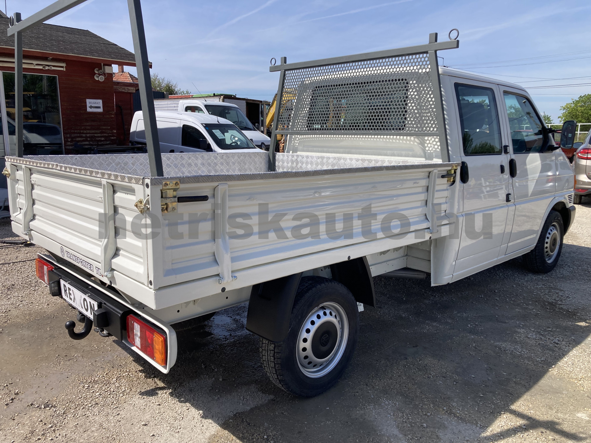 VW Transporter 2.5 7DM 1T2 tehergépkocsi 3,5t össztömegig - 2461cm3 Diesel 121469 4/9
