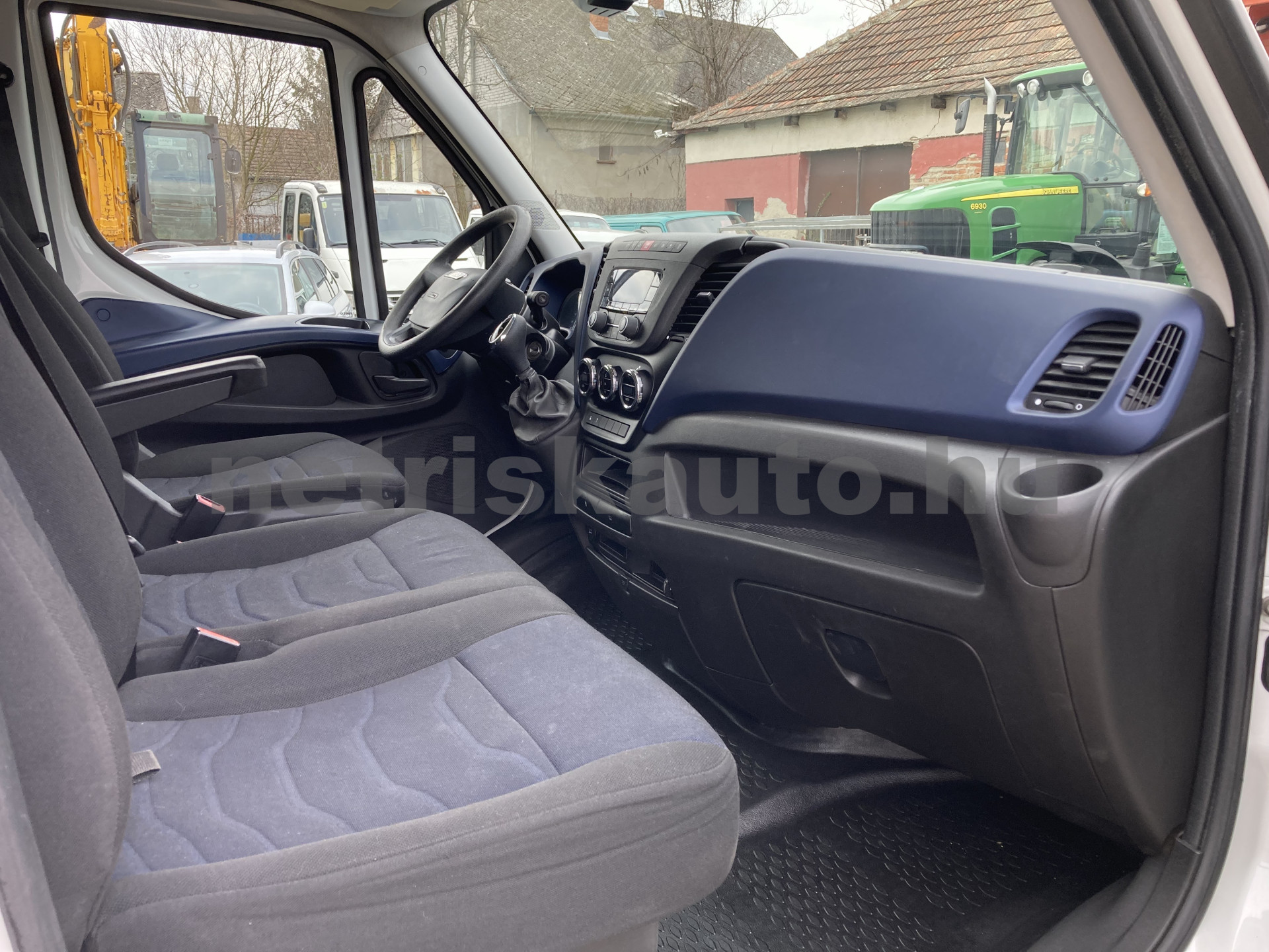 IVECO 35 35 S 18 3750 Aut. tehergépkocsi 3,5t össztömegig - 2998cm3 Diesel 121113 8/8