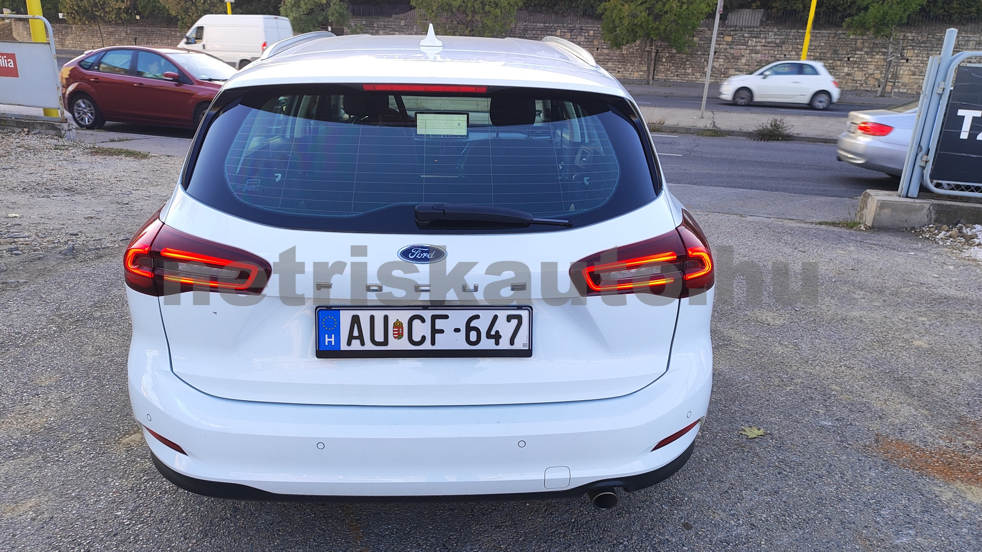 FORD Egyéb tehergépkocsi 3,5t össztömegig - 1499cm3 Diesel 121604 4/12