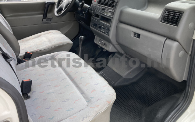VW Transporter 2.5 Syncro 7DL 1K5 tehergépkocsi 3,5t össztömegig - 2461cm3 Diesel 121522 8/8