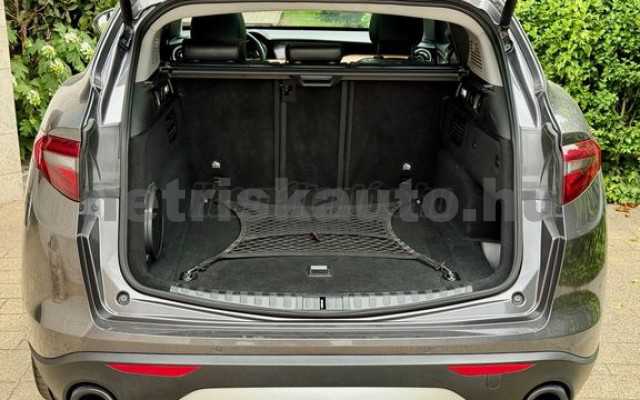 ALFA ROMEO Stelvio 2.0 T Super Q4 Aut. személygépkocsi - 1995cm3 Benzin 121212 4/7