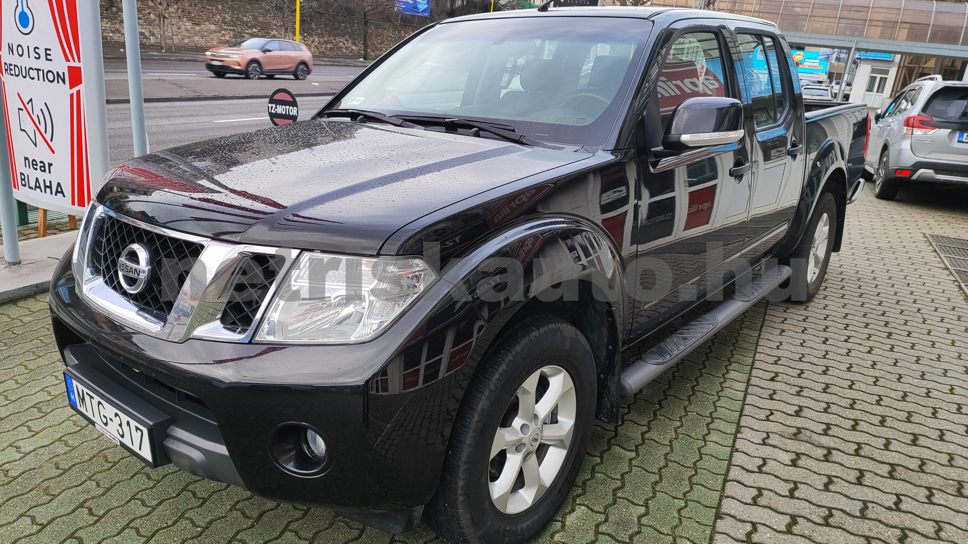 NISSAN Navara 2.5D Double Cab SE 4WD EURO5 tehergépkocsi 3,5t össztömegig - 2488cm3 Diesel 121378 12/12