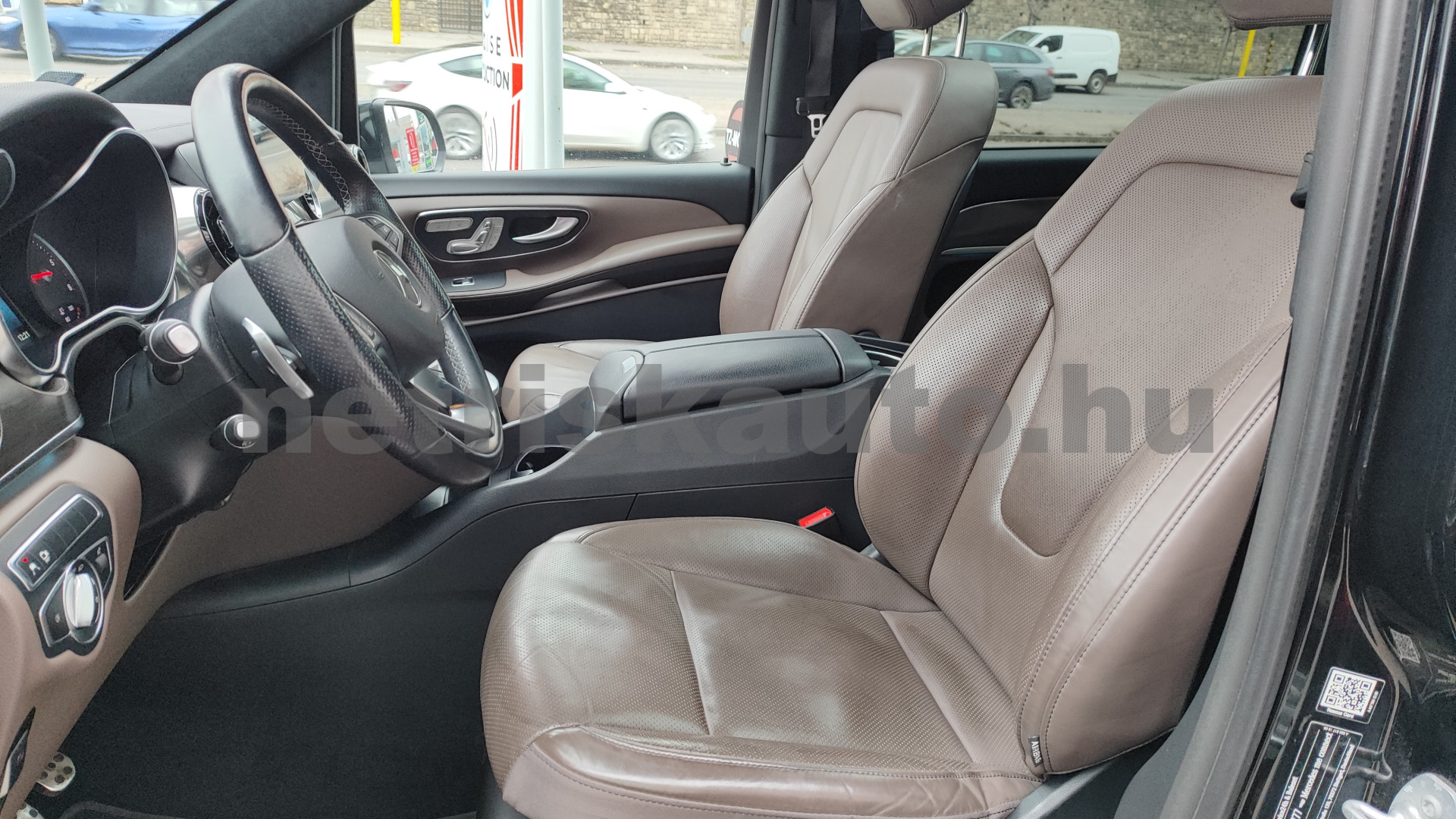 MERCEDES-BENZ V-osztály V 300 BlueTEC/d K Aut. 7sz tehergépkocsi 3,5t össztömegig - 1950cm3 Diesel 121354 4/12