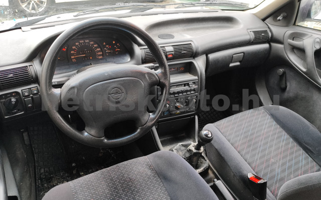 OPEL Astra 1.4 16V GL személygépkocsi - 1388cm3 Benzin 121381 6/11