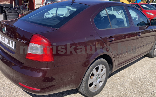 SKODA Octavia 1.6 CR TDI Ambiente DPF személygépkocsi - 1598cm3 Diesel 121231 3/11