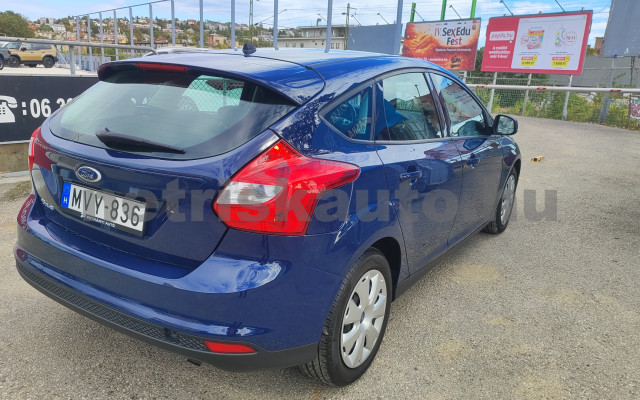 FORD Focus 1.6 Ti-VCT Trend személygépkocsi - 1596cm3 Benzin 121616 12/12