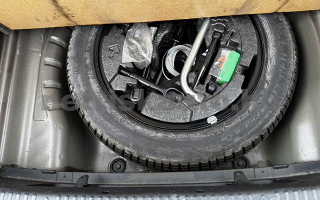 SKODA Octavia 1.6 CR TDI Style személygépkocsi - 1598cm3 Diesel 121391 8/8