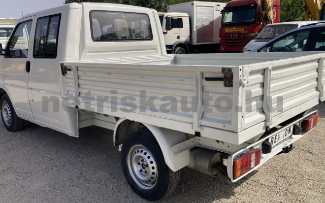 VW Transporter 2.4 7DM 1Z2 F tehergépkocsi 3,5t össztömegig - 2370cm3 Diesel 121554 4/9