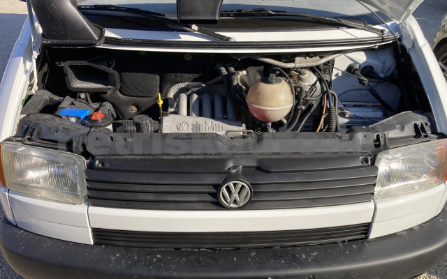 VW Transporter 2.4 70E 1F2 O tehergépkocsi 3,5t össztömegig - 2370cm3 Diesel 121606 6/8