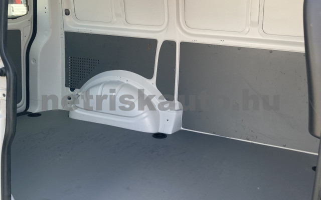 VW Transporter 2.0 CR TDI Basic tehergépkocsi 3,5t össztömegig - 1968cm3 Diesel 121450 7/9