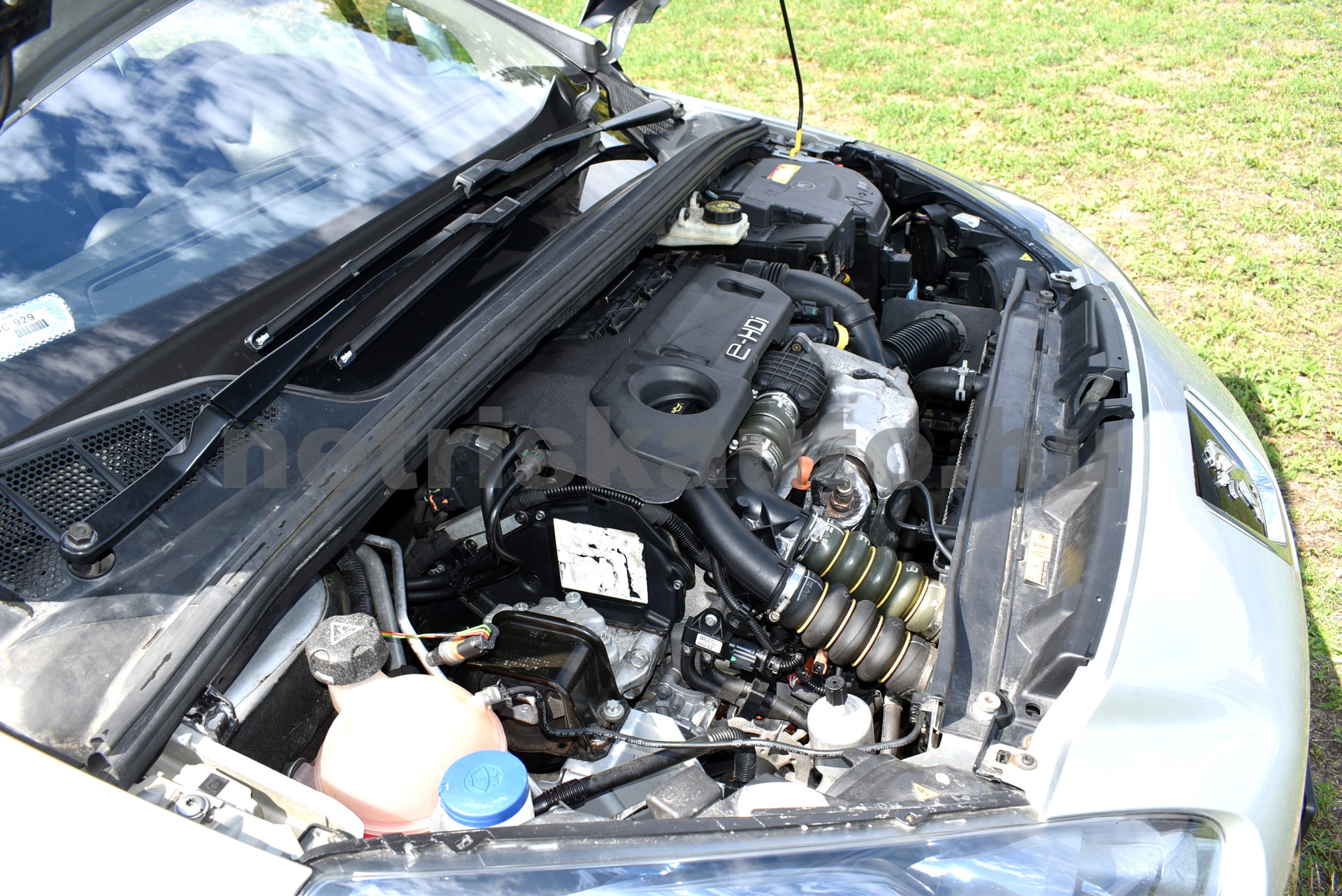 PEUGEOT 308 1.6 e-HDi Access személygépkocsi - 1560cm3 Diesel 121258 11/11