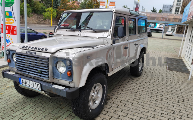 LAND ROVER Defender 2.5 TD5 SW személygépkocsi - 2495cm3 Diesel 121264 11/12