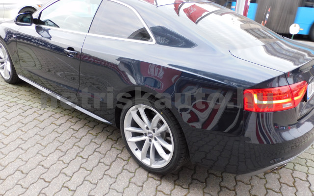 AUDI A5 3.0 V6 TDI quattro S-tronic clean d személygépkocsi - 2967cm3 Diesel 120032 2/12