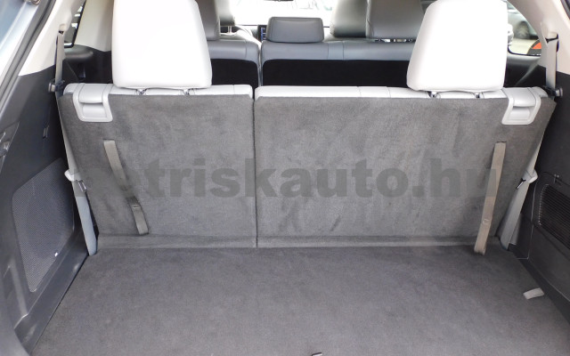 TOYOTA Highlander 2.5 Hybrid Executive CVT személygépkocsi - 2487cm3 Hybrid 121089 11/12