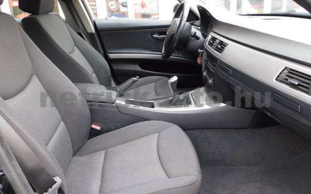 BMW 3-as sorozat 325i személygépkocsi - 2497cm3 Benzin 120486 9/12