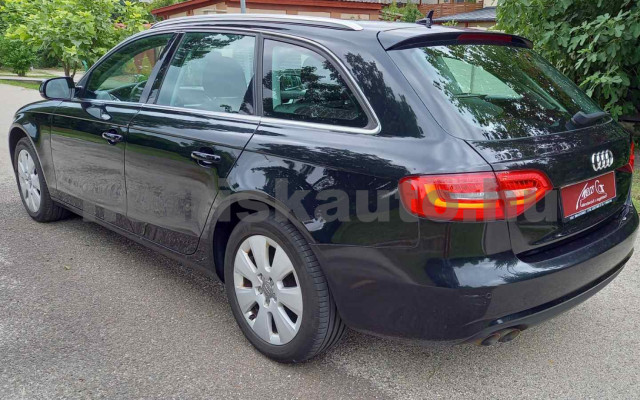 AUDI A4 AVANT személygépkocsi - 1968cm3 Diesel 120343 7/45