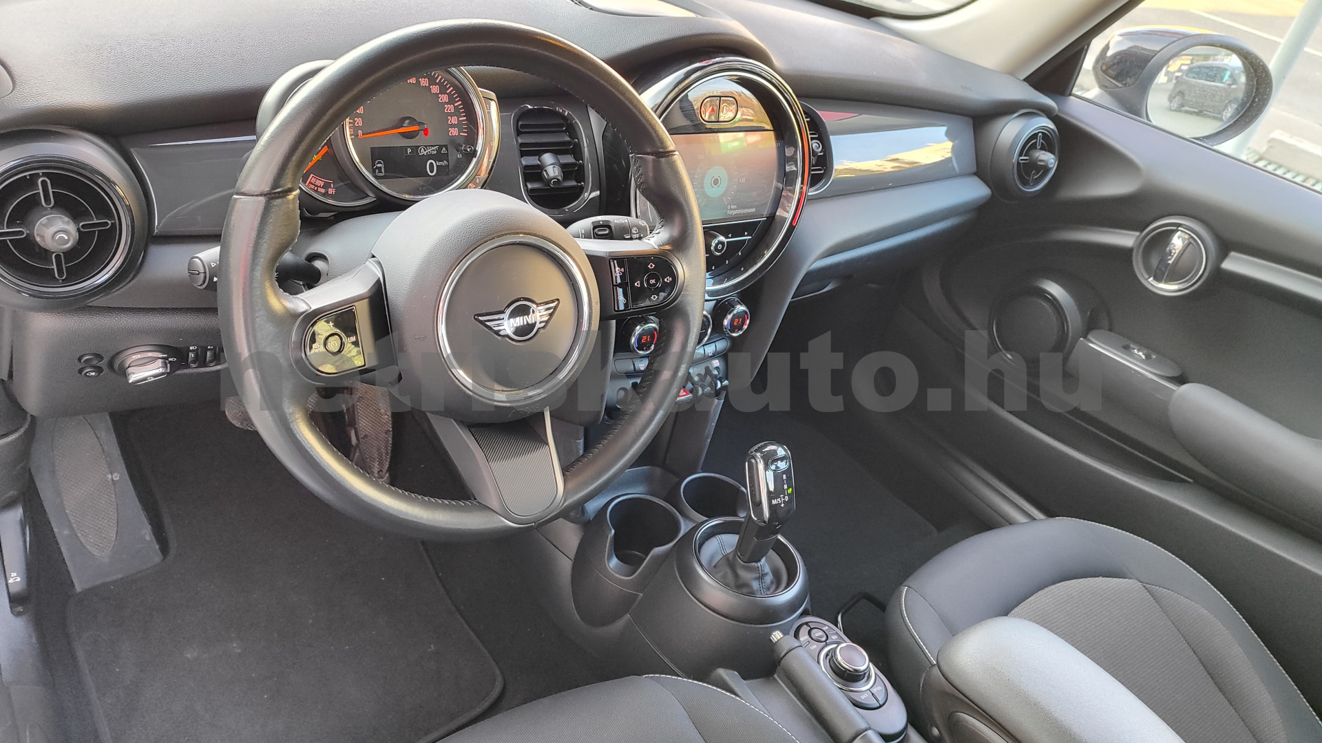 MINI Mini 1.5 Cooper DKG személygépkocsi - 1499cm3 Benzin 121432 6/12