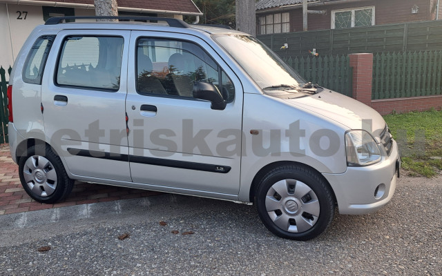 SUZUKI Wagon R+ 1.3 GLX AC személygépkocsi - 1328cm3 Benzin 120433 2/11