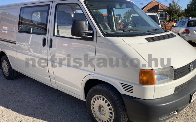 VW Transporter 2.5 Mixto tehergépkocsi 3,5t össztömegig - 2461cm3 Diesel 121552 2/9