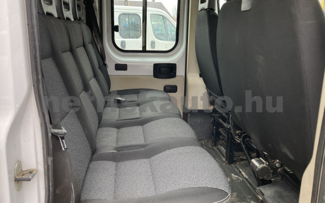 FIAT Ducato 2.3 Mjet MWB 3.3 t E6 tehergépkocsi 3,5t össztömegig - 2287cm3 Diesel 120018 9/10