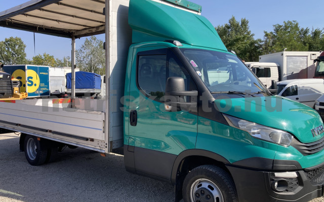 IVECO 35 35 C 16 4100 Aut. tehergépkocsi 3,5t össztömegig - 2287cm3 Diesel 121578 2/8