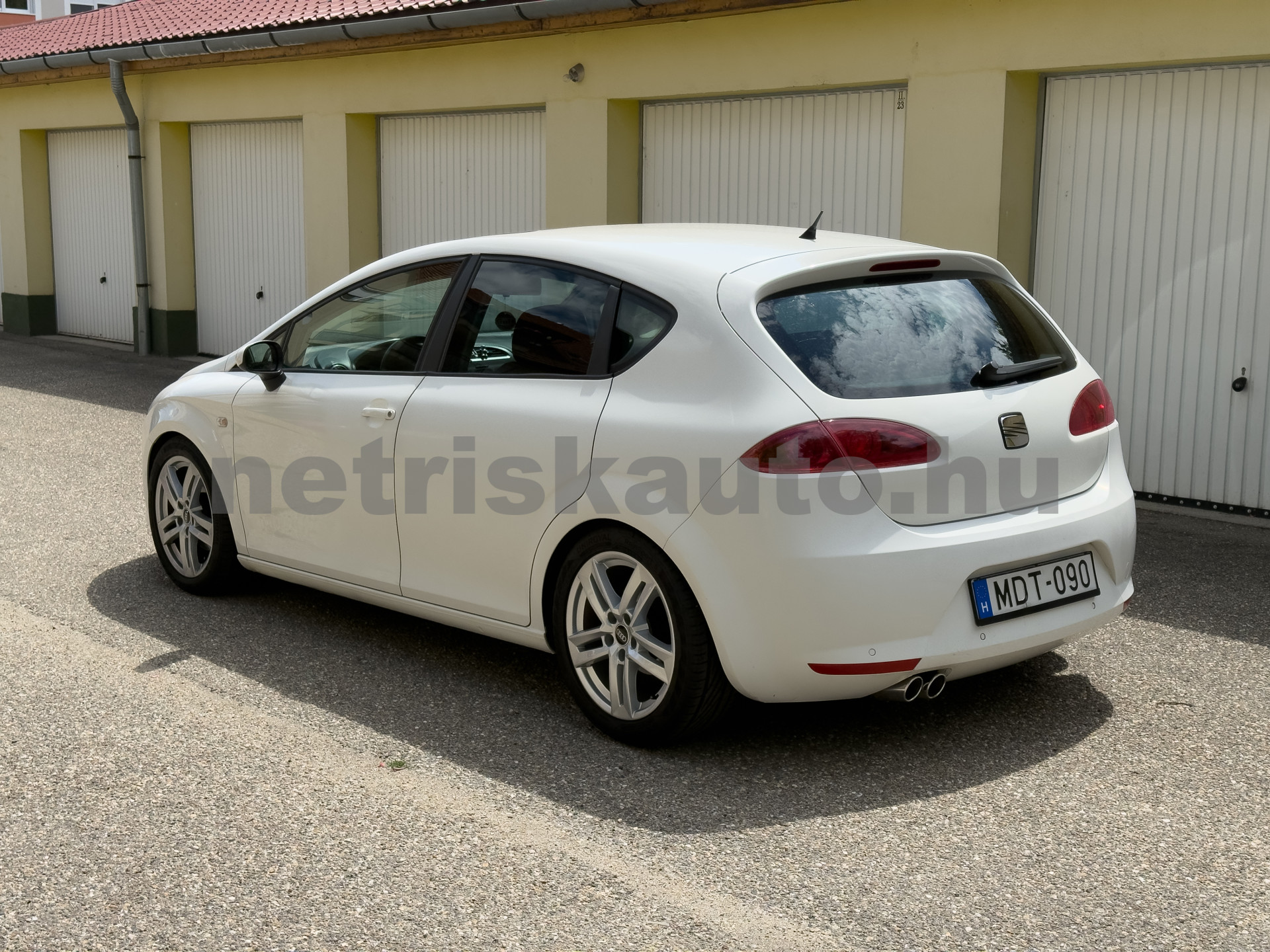 SEAT Leon 1.4 TSI White Edition személygépkocsi - 1390cm3 Benzin 121540 4/8