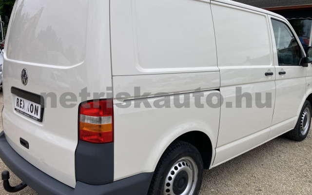 VW Transporter 1.9 TDI tehergépkocsi 3,5t össztömegig - 1896cm3 Diesel 121515 4/9