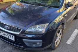 FORD Focus 1.6 Ambiente személygépkocsi - 1596cm3 Benzin 120354