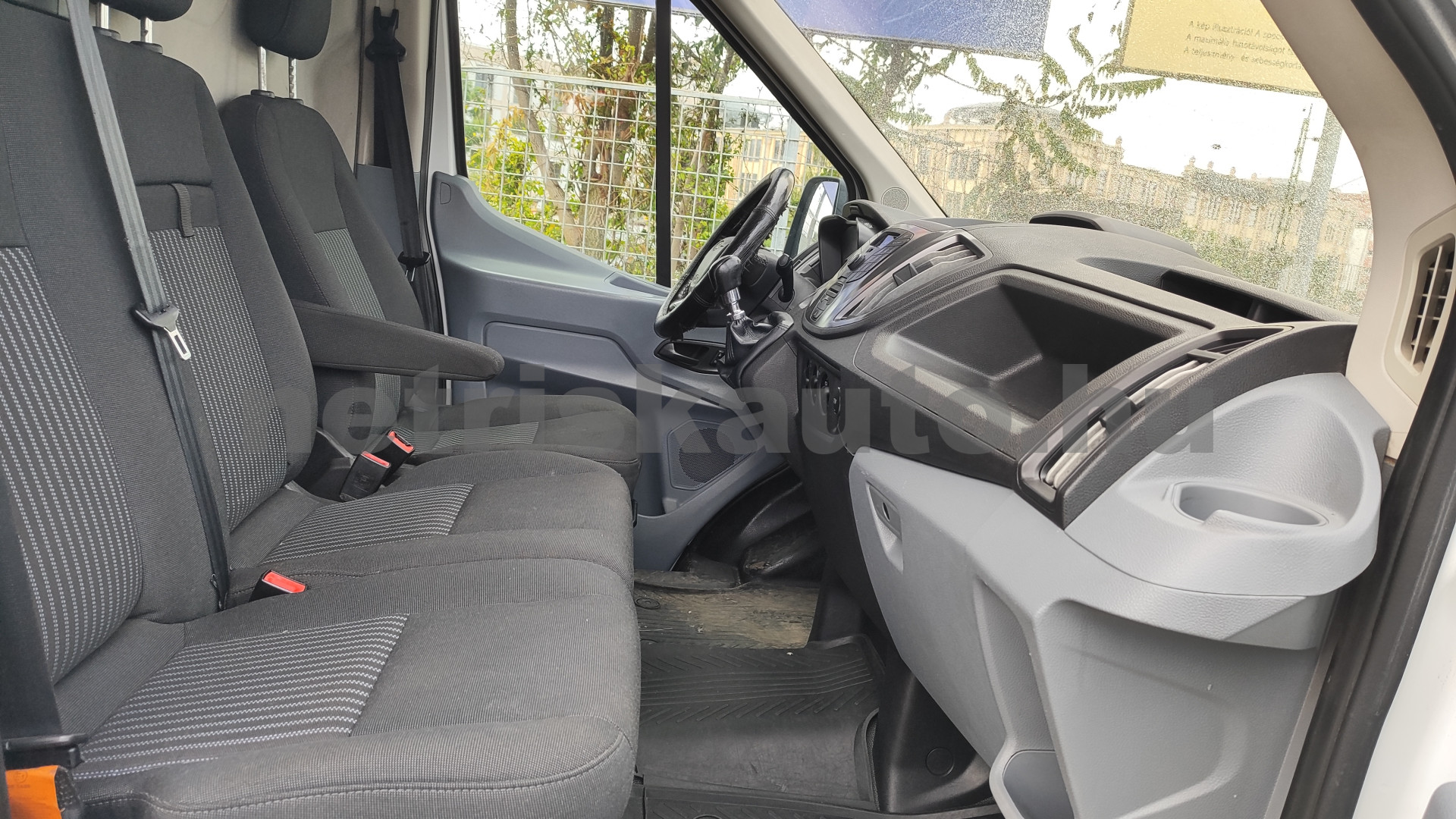 FORD Transit 2.0 TDCi 350 MWB Trend tehergépkocsi 3,5t össztömegig - 1998cm3 Diesel 121507 8/12