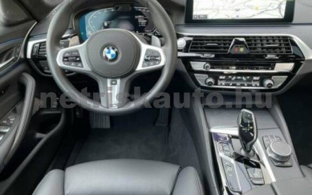 BMW 545 személygépkocsi - 2998cm3 Hybrid 117389 6/7