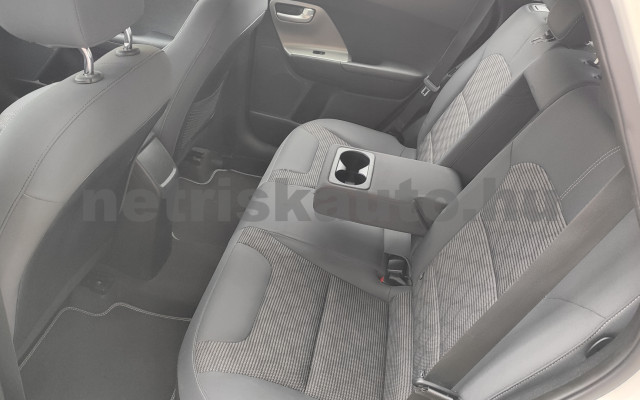 KIA Niro 1.6 GDI LX DCT személygépkocsi - 1580cm3 Hybrid 121487 9/12