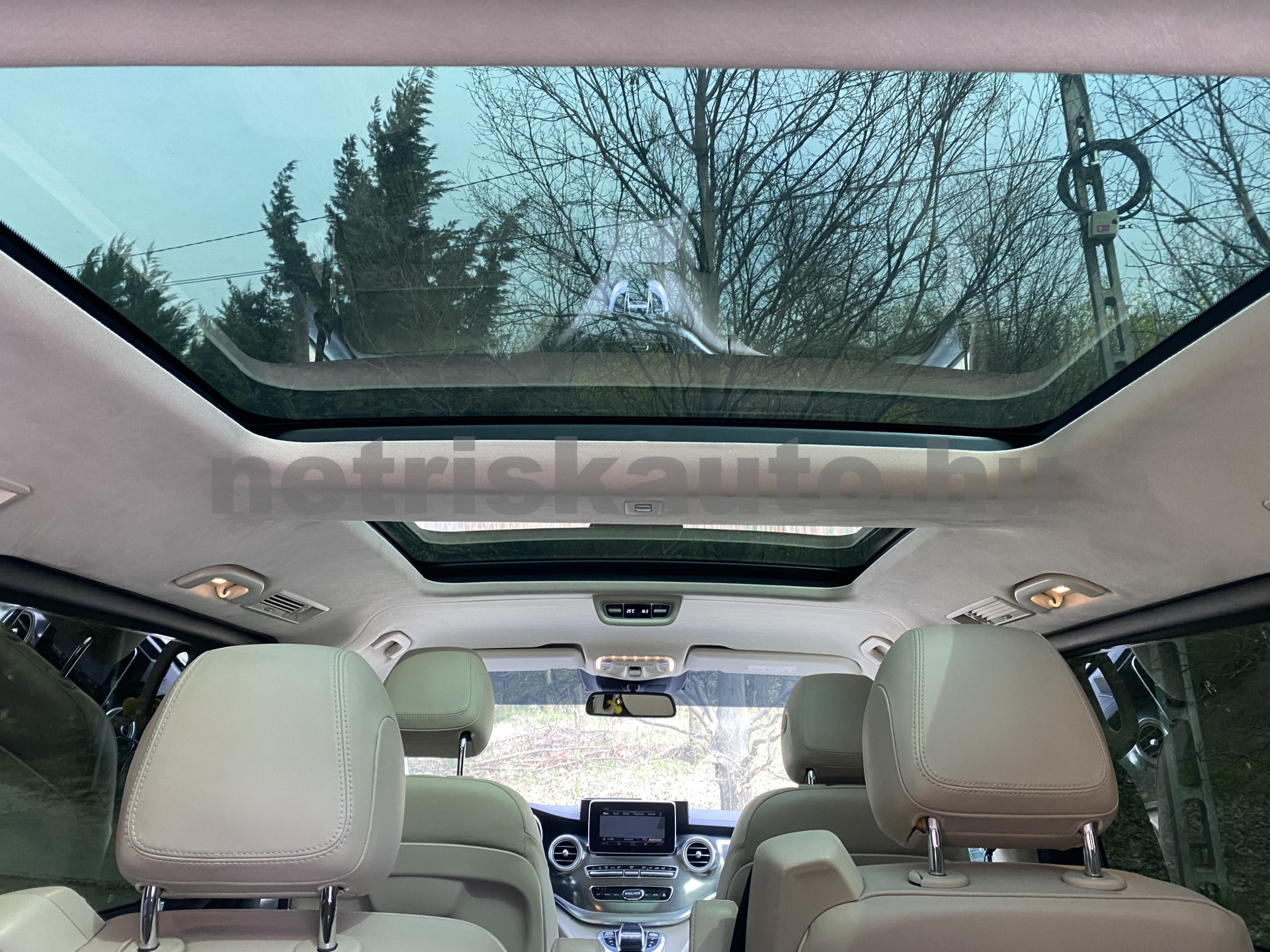 MERCEDES-BENZ V-osztály V 220 d K 4Matic Aut. tehergépkocsi 3,5t össztömegig - 2143cm3 Diesel 121433 8/12