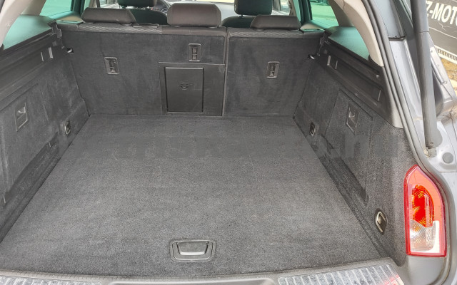 OPEL Insignia 2.0 CDTI Start/Stop személygépkocsi - 1956cm3 Diesel 121439 10/12