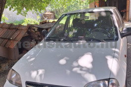 SUZUKI Swift 1.0 GLX személygépkocsi - 993cm3 Benzin 121204