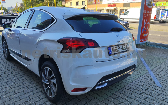 CITROEN DS4 1.6 HDi Style személygépkocsi - 1560cm3 Diesel 121545 2/12