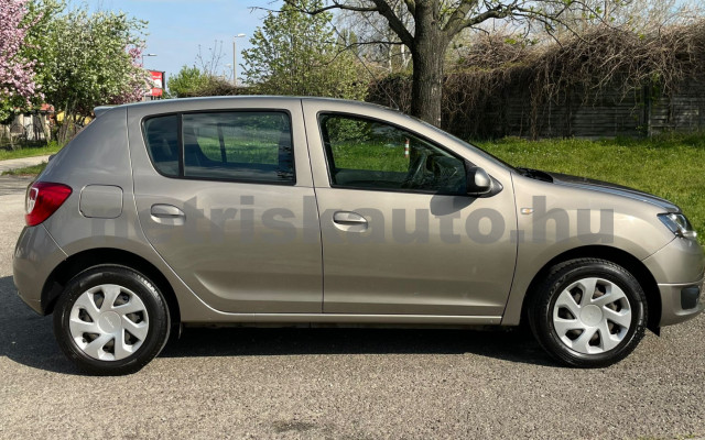DACIA Sandero 1.2 Arctic személygépkocsi - 1149cm3 Benzin 120155 6/38