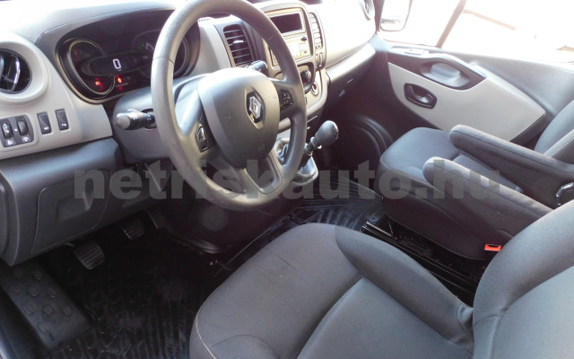 RENAULT Trafic 1.6 dCi 145 L2H1 2,7t Pack Comfort tehergépkocsi 3,5t össztömegig - 1598cm3 Diesel 120394 6/12