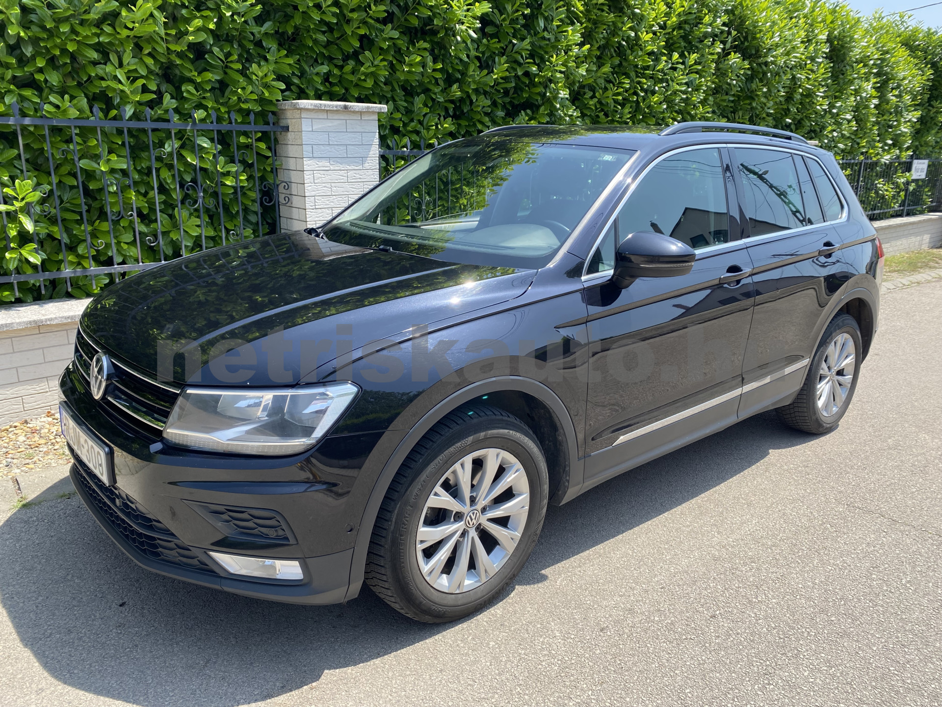 VW Tiguan 2.0 TDI BMT SCR Comfortline személygépkocsi - 1968cm3 Diesel 121183 12/12