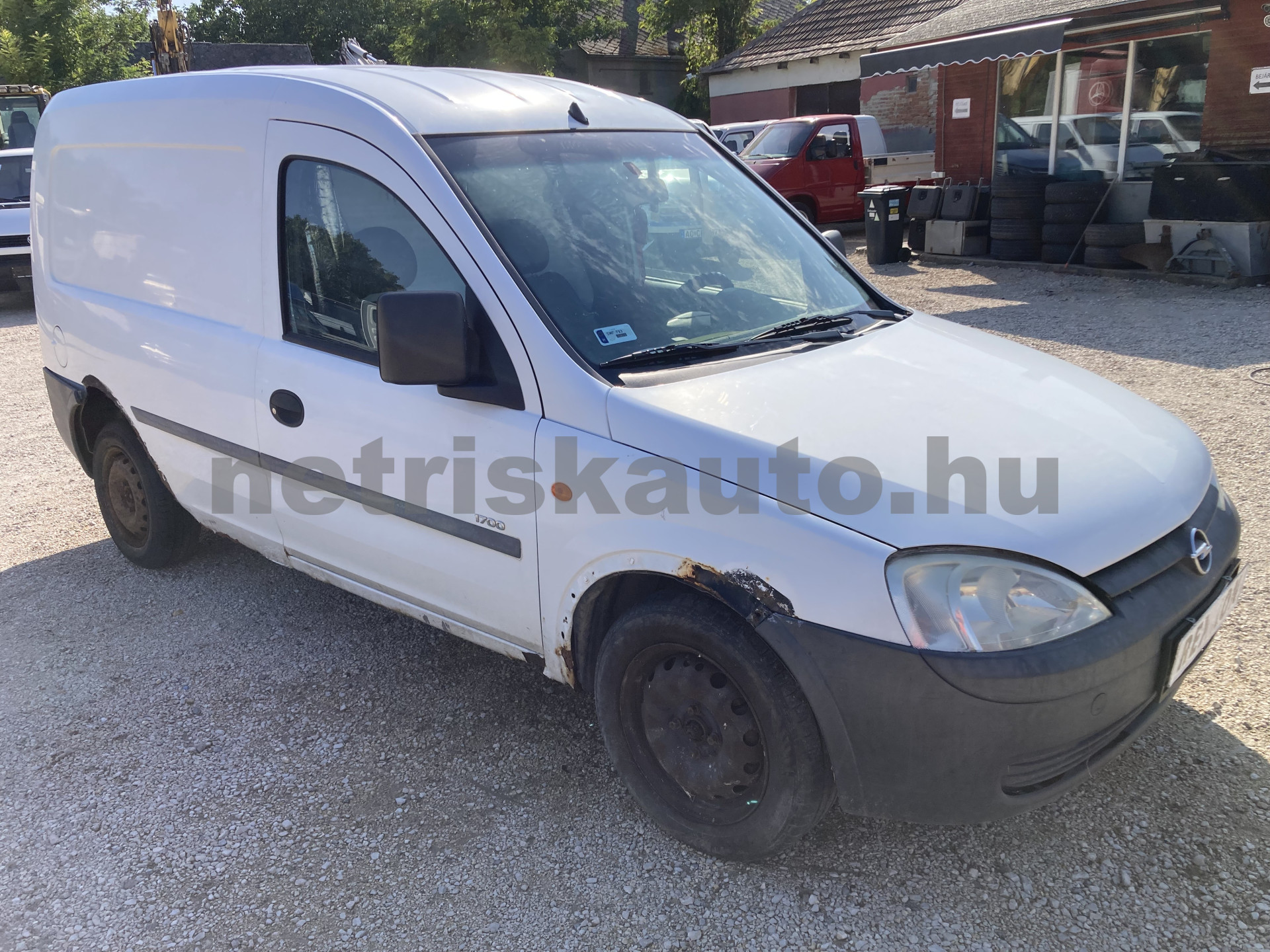 OPEL Combo 1.7 DI tehergépkocsi 3,5t össztömegig - 1686cm3 Diesel 121580 2/8