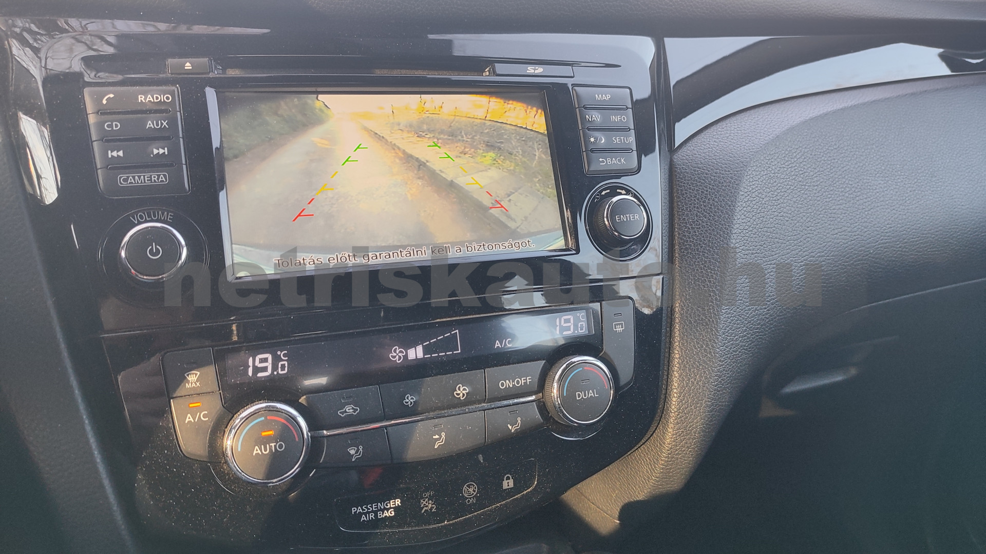 NISSAN Qashqai 1.6 dCi Tekna személygépkocsi - 1598cm3 Diesel 121405 5/12