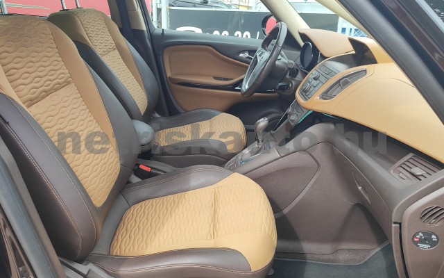 OPEL Zafira 2.0 CDTI Edition Aut. személygépkocsi - 1956cm3 Diesel 121569 8/12