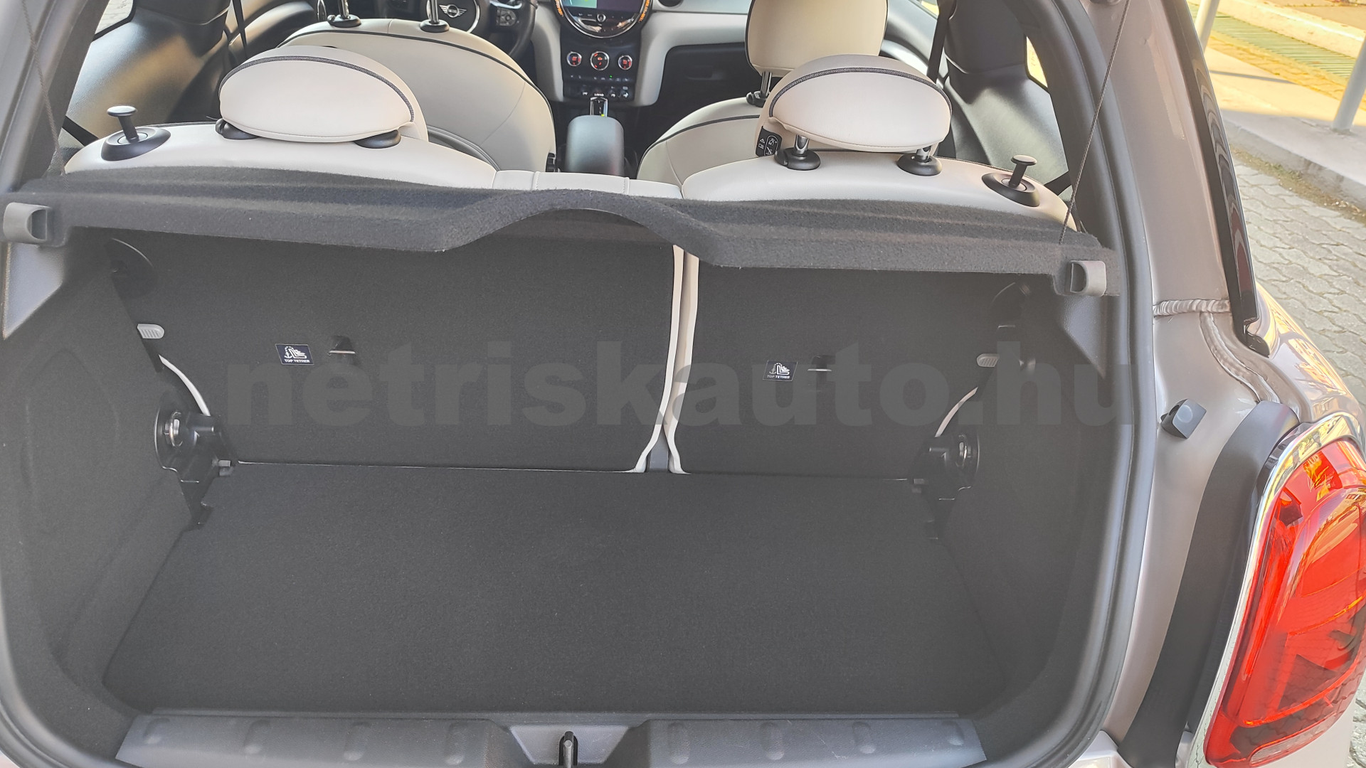 MINI Mini 1.5 Cooper DKG személygépkocsi - 1499cm3 Benzin 121445 11/12