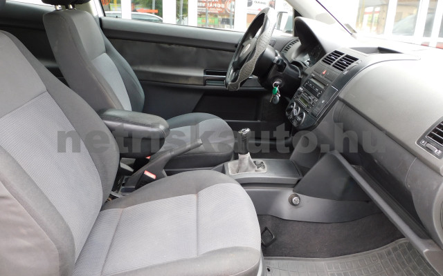 VW Polo 1.4 75 16V személygépkocsi - 1390cm3 Benzin 121158 9/12