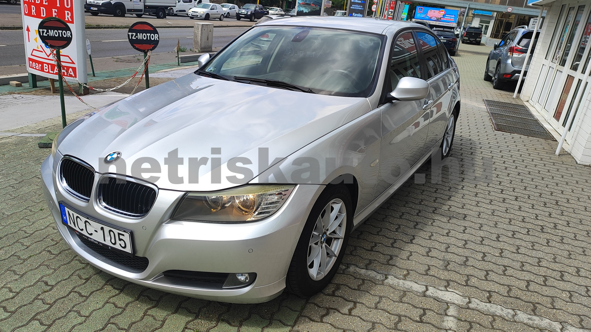 BMW 3-as sorozat 318d személygépkocsi - 1995cm3 Diesel 121509 11/12