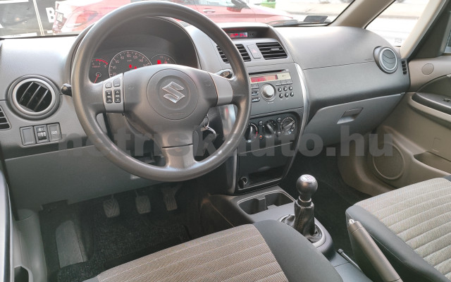 SUZUKI SX4 1.5 GLX AC személygépkocsi - 1490cm3 Benzin 121314 6/12