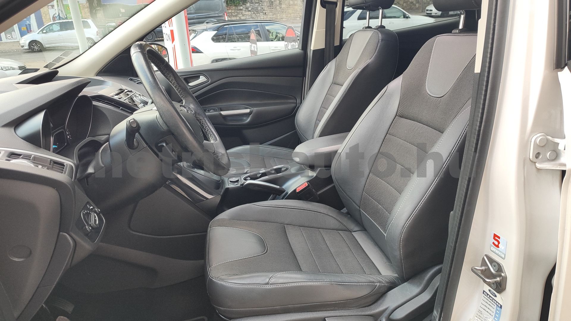 FORD Kuga 2.0 TDCi Titanium Powershift személygépkocsi - 1997cm3 Diesel 121297 3/12