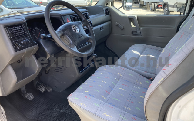 VW Transporter 2.5 7DM 1T2 tehergépkocsi 3,5t össztömegig - 2461cm3 Diesel 121469 7/9
