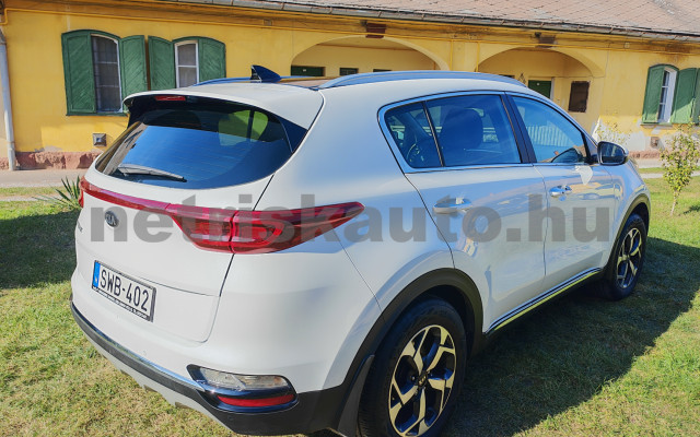 KIA Sportage 1.6 GDI Gold MY21 személygépkocsi - 1591cm3 Benzin 121316 4/12