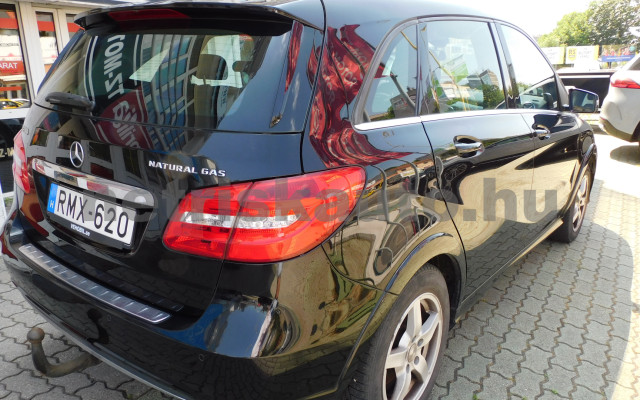MERCEDES-BENZ B-osztály B 200 7G-DCT személygépkocsi - 1991cm3 Benzin 121197 12/12