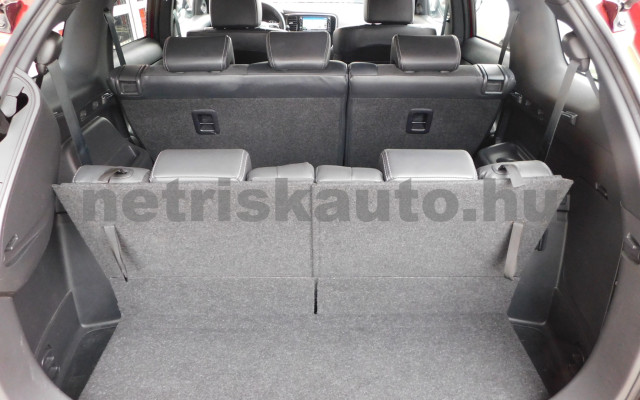 MITSUBISHI Outlander 2.0 MIVEC Instyle CVT (7 sz.) személygépkocsi - 1998cm3 Benzin 119948 12/12